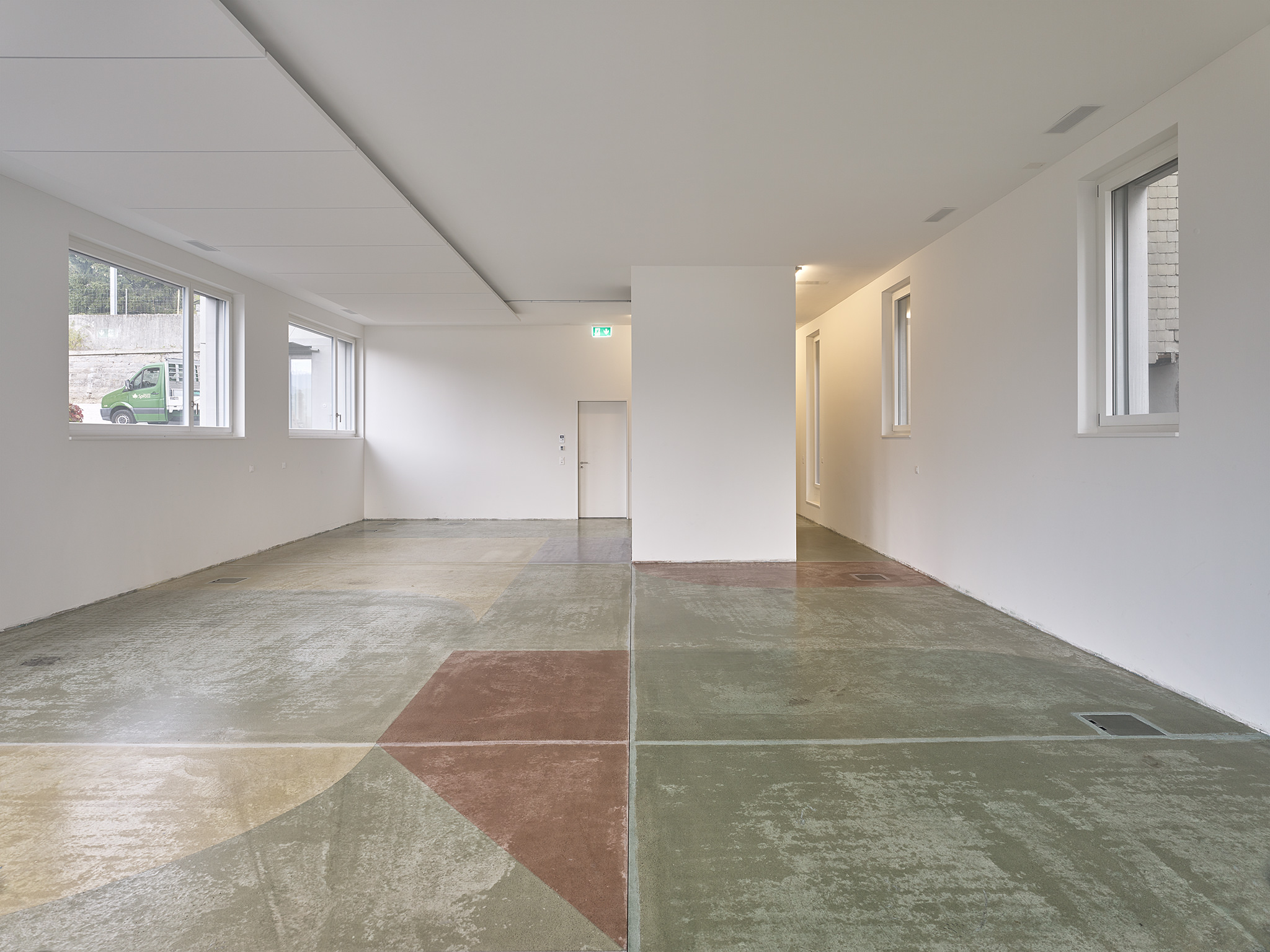 E18689 Alpa 079203p SCREEN